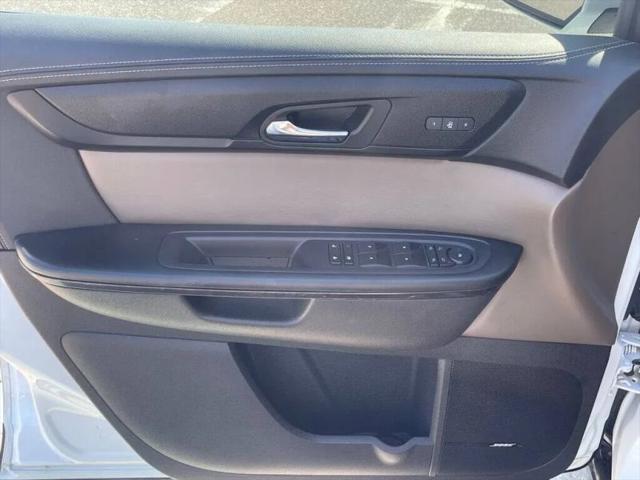 2017 GMC Acadia Base