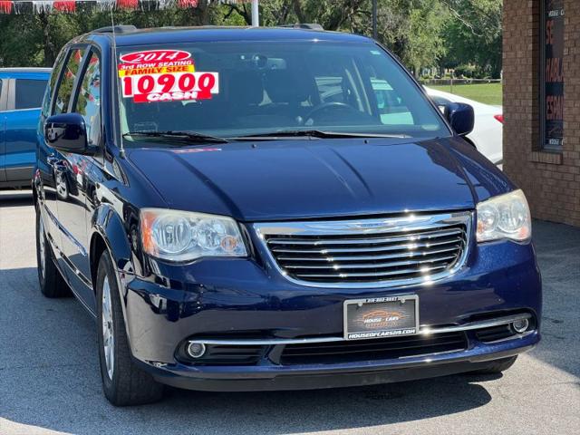 2014 Chrysler Town & Country Touring