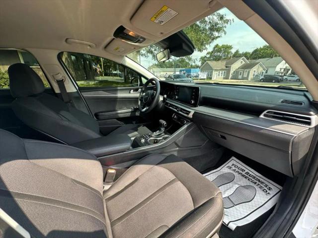 2022 Kia K5 LXS