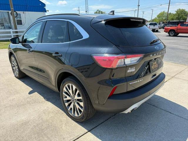 2021 Ford Escape Titanium Hybrid