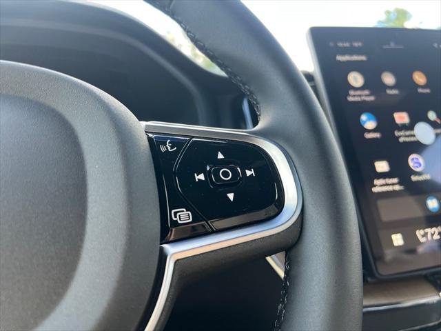 2026 Volvo XC60 Plug-In Hybrid T8 Plus