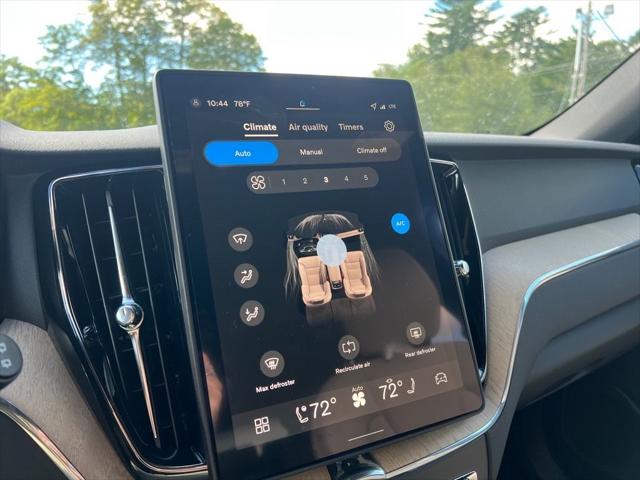 2026 Volvo XC60 Plug-In Hybrid T8 Plus