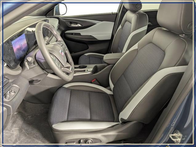 2026 Buick NV Preferred FWD