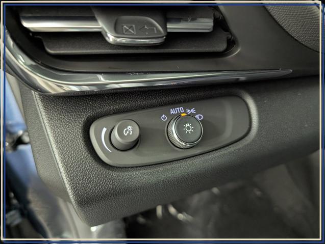 2026 Buick NV Preferred FWD