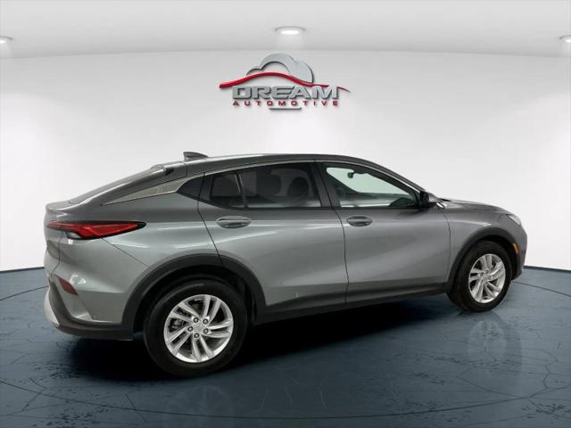 2024 Buick NV Preferred FWD