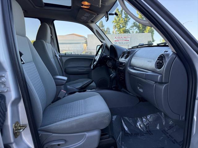 2007 Jeep Liberty Sport