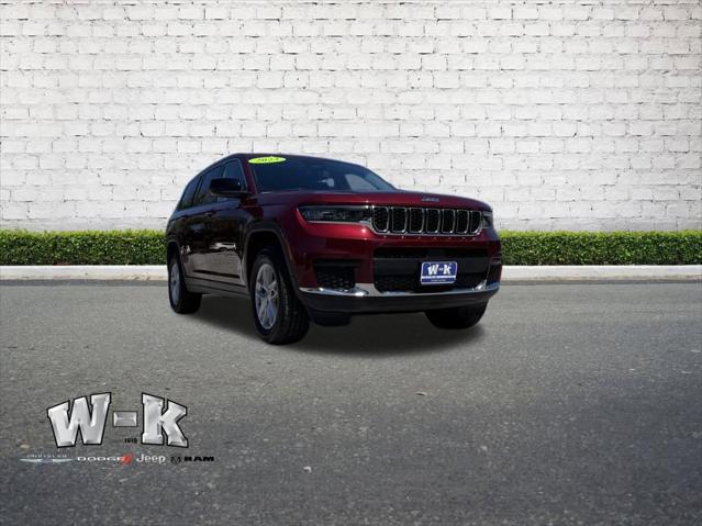 2023 Jeep Grand Cherokee L Laredo 4x4 2023 Jeep Grand Cherokee L Laredo 4x4