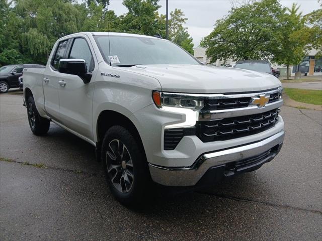 2024 Chevrolet Silverado 1500 4WD Double Cab Standard Bed LT with 2FT