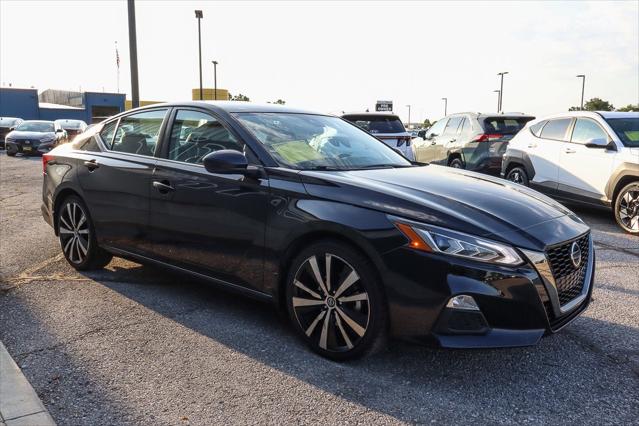 2022 Nissan Altima SR FWD