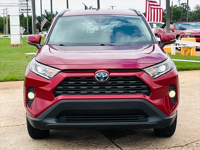 2020 Toyota RAV4 Hybrid XLE