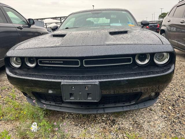 2018 Dodge Challenger SXT Plus
