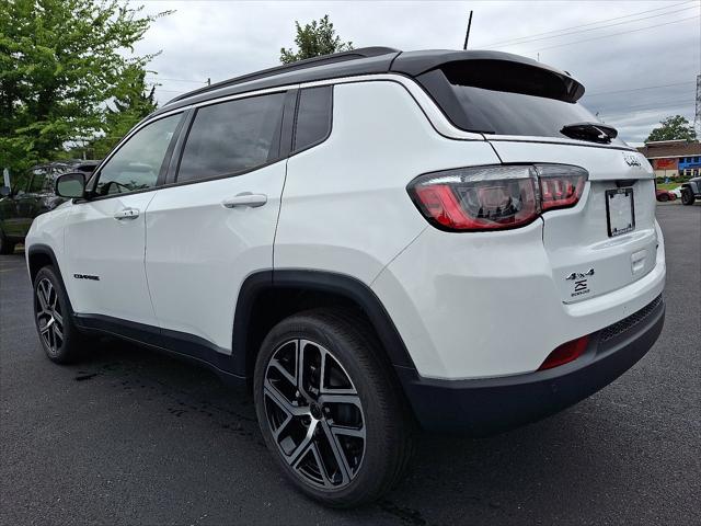 2025 Jeep Compass COMPASS LIMITED 4X4
