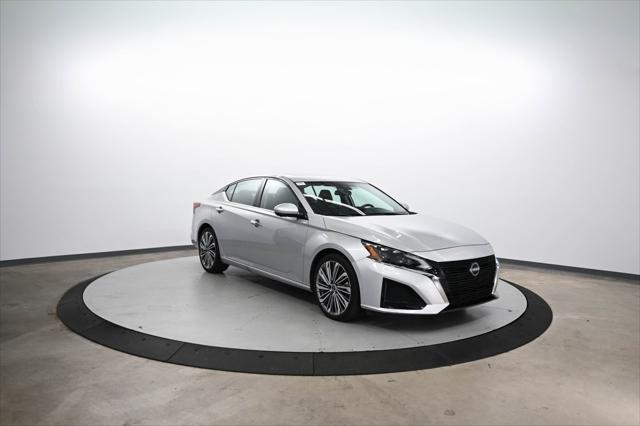2023 Nissan Altima SL FWD