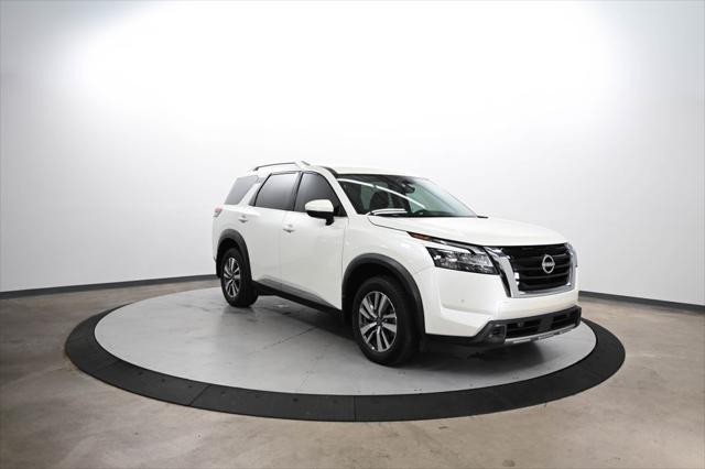 2024 Nissan Pathfinder SL 4WD