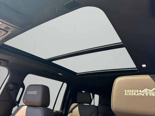 2024 Chevrolet Suburban 4WD High Country