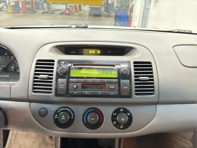 Used 2002 Toyota Camry For Sale in Wilmington, OH