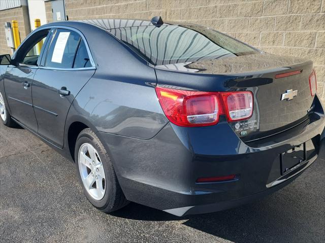 Used 2014 Chevrolet Malibu For Sale in Wilmington, OH