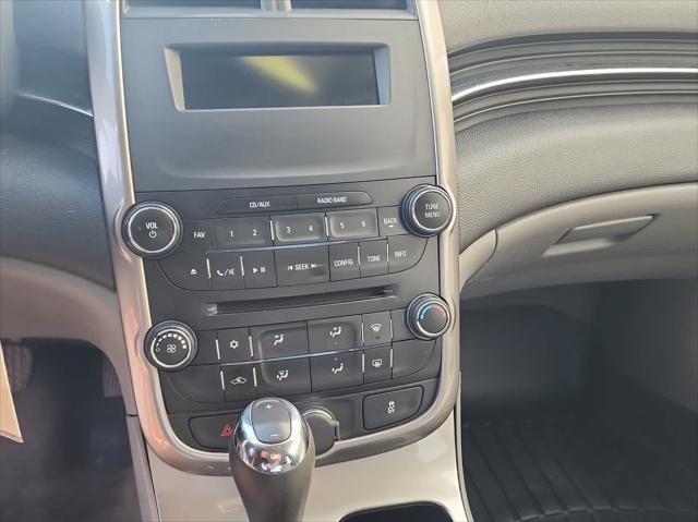 Used 2014 Chevrolet Malibu For Sale in Wilmington, OH