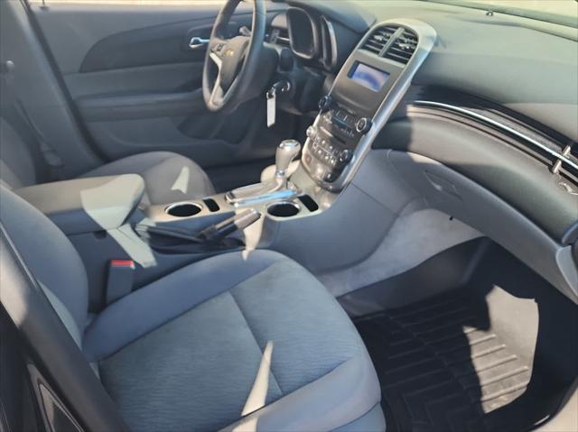 Used 2014 Chevrolet Malibu For Sale in Wilmington, OH
