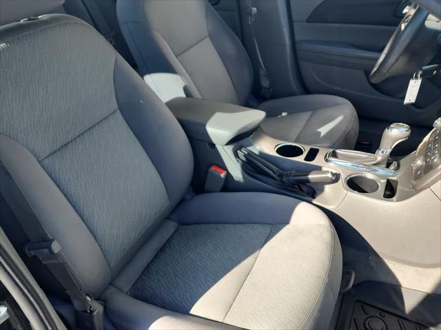 Used 2014 Chevrolet Malibu For Sale in Wilmington, OH