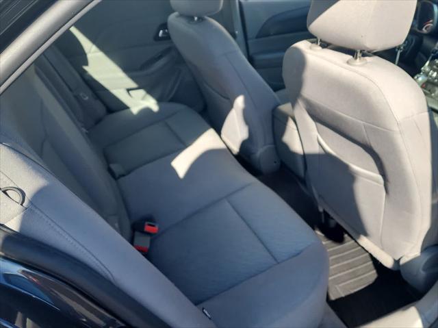 Used 2014 Chevrolet Malibu For Sale in Wilmington, OH