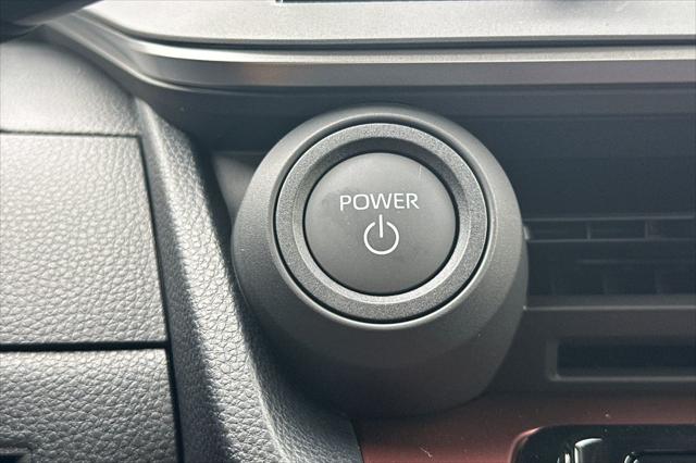 2026 Toyota Prius Plug-In SE