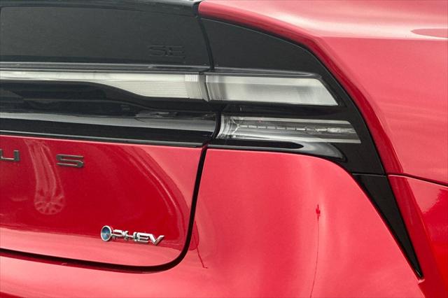 2026 Toyota Prius Plug-In SE