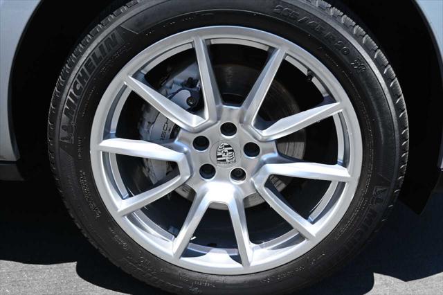 2015 Porsche Macan S