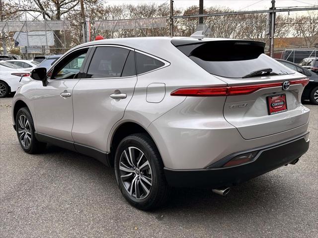 2023 Toyota Venza LE [4]