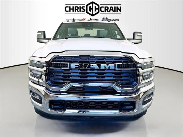 2026 RAM Ram 3500 Chassis Cab RAM 3500 TRADESMAN CREW CAB CHASSIS 4X4 60 CA