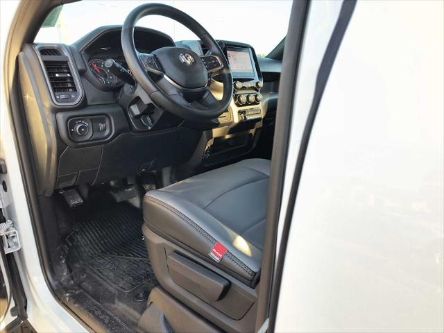 2026 RAM Ram 3500 Chassis Cab RAM 3500 TRADESMAN CREW CAB CHASSIS 4X2 60 CA