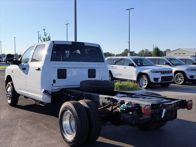2026 RAM Ram 3500 Chassis Cab RAM 3500 TRADESMAN CREW CAB CHASSIS 4X2 60 CA