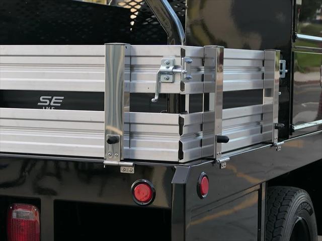 2026 RAM 5500 Chassis RAM 5500 TRADESMAN CHASSIS CREW CAB 4X4 84 CA