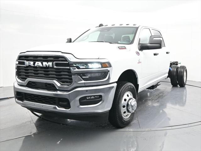 2026 RAM Ram 3500 Chassis Cab RAM 3500 TRADESMAN CREW CAB CHASSIS 4X4 60 CA 2026 RAM Ram 3500 Chassis Cab RAM 3500 TRADESMAN CREW CAB CHASSIS 4X4 60 CA