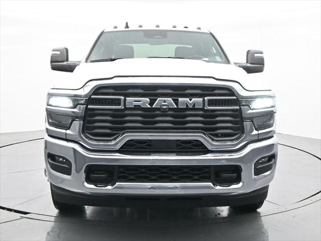 2026 RAM Ram 3500 Chassis Cab RAM 3500 TRADESMAN CREW CAB CHASSIS 4X4 60 CA 2026 RAM Ram 3500 Chassis Cab RAM 3500 TRADESMAN CREW CAB CHASSIS 4X4 60 CA