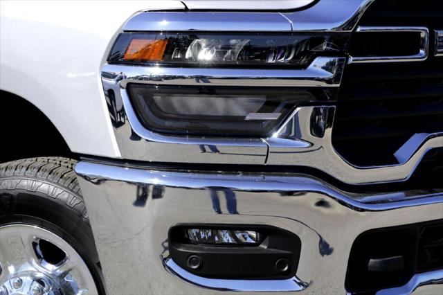 2026 RAM Ram 2500 RAM 2500 TRADESMAN CREW CAB 4X4 64 BOX