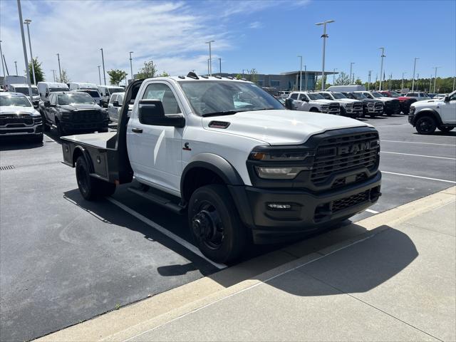 2026 RAM Ram 5500 Chassis Cab RAM 5500 TRADESMAN CHASSIS REGULAR CAB 4X4 60 CA