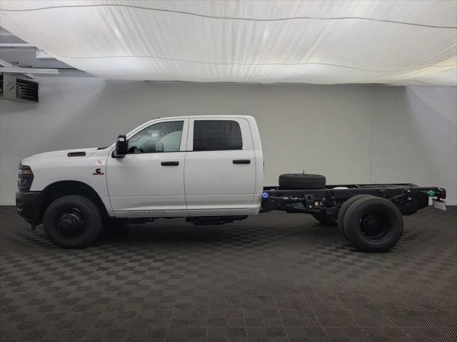2026 RAM Ram 3500 Chassis Cab RAM 3500 TRADESMAN CREW CAB CHASSIS 4X4 60 CA
