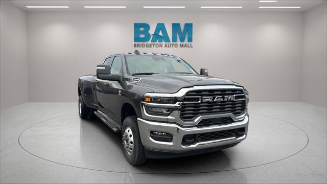 2026 RAM Ram 3500 RAM 3500 TRADESMAN CREW CAB 4X4 8 BOX