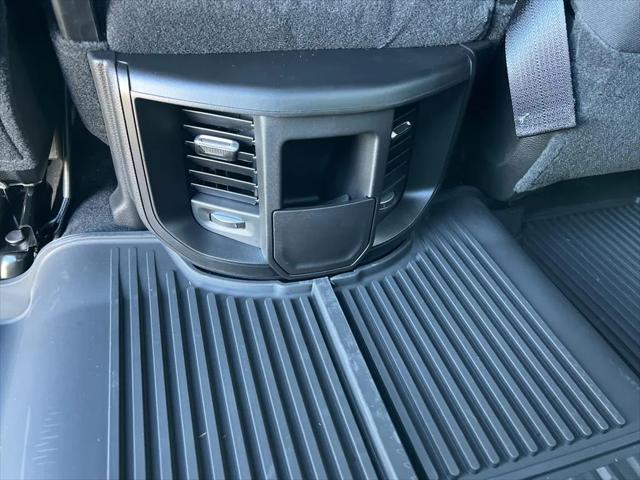 2026 Ram 3500 Big Horn Crew Cab 4x4 8' Box