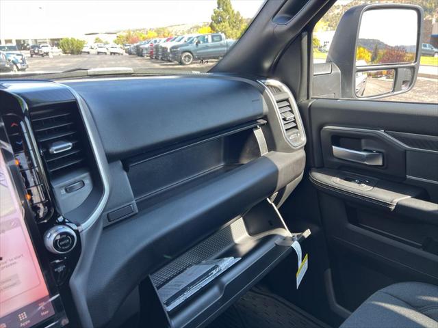 2026 Ram 3500 Big Horn Crew Cab 4x4 8' Box