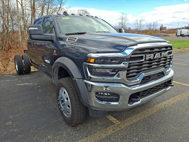 2026 RAM Ram 5500 Chassis Cab RAM 5500 TRADESMAN CHASSIS CREW CAB 4X4 60 CA 2026 RAM Ram 5500 Chassis Cab RAM 5500 TRADESMAN CHASSIS CREW CAB 4X4 60 CA