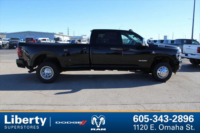2026 RAM Ram 3500 RAM 3500 LARAMIE CREW CAB 4X4 8 BOX