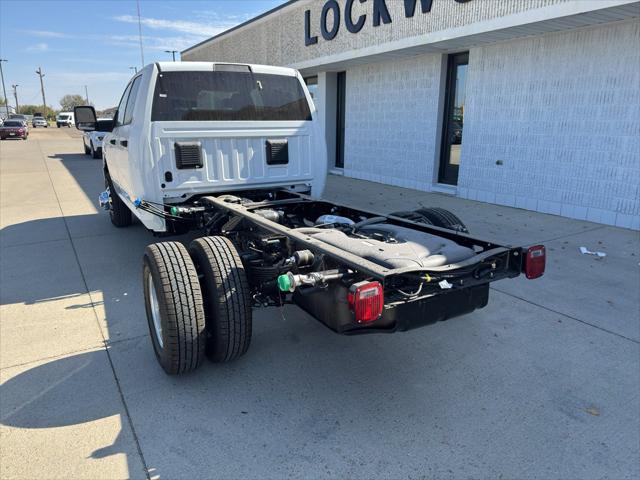 2026 RAM Ram 3500 Chassis Cab RAM 3500 TRADESMAN CREW CAB CHASSIS 4X4 60 CA