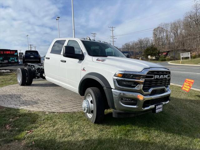 2026 RAM Ram 5500 Chassis Cab RAM 5500 TRADESMAN CHASSIS CREW CAB 4X4 84 CA 2026 RAM Ram 5500 Chassis Cab RAM 5500 TRADESMAN CHASSIS CREW CAB 4X4 84 CA