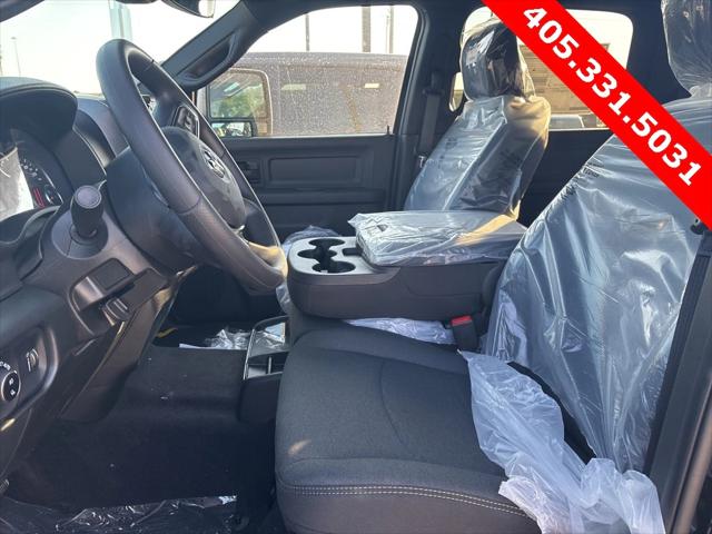 2026 RAM Ram 2500 RAM 2500 BLACK EXPRESS CREW CAB 4X4 64 BOX