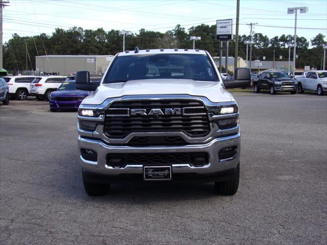 2026 RAM Ram 3500 RAM 3500 TRADESMAN CREW CAB 4X4 64 BOX