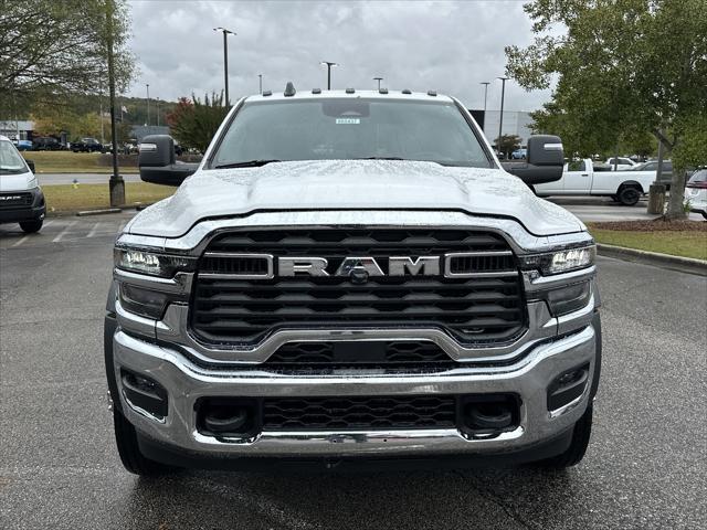 2026 RAM Ram 5500 Chassis Cab RAM 5500 TRADESMAN CHASSIS CREW CAB 4X4 84 CA 2026 RAM Ram 5500 Chassis Cab RAM 5500 TRADESMAN CHASSIS CREW CAB 4X4 84 CA