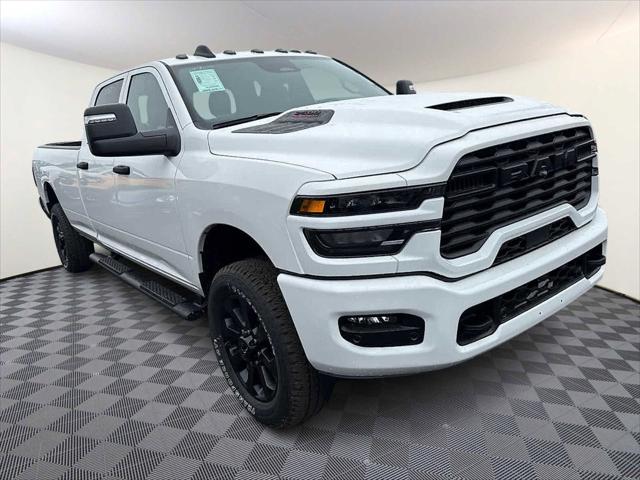 2026 RAM Ram 2500 RAM 2500 BLACK EXPRESS CREW CAB 4X4 8 BOX 2026 RAM Ram 2500 RAM 2500 BLACK EXPRESS CREW CAB 4X4 8 BOX