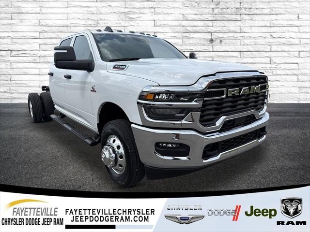 2026 RAM Ram 3500 Chassis Cab RAM 3500 TRADESMAN CREW CAB CHASSIS 4X4 60 CA 2026 RAM Ram 3500 Chassis Cab RAM 3500 TRADESMAN CREW CAB CHASSIS 4X4 60 CA